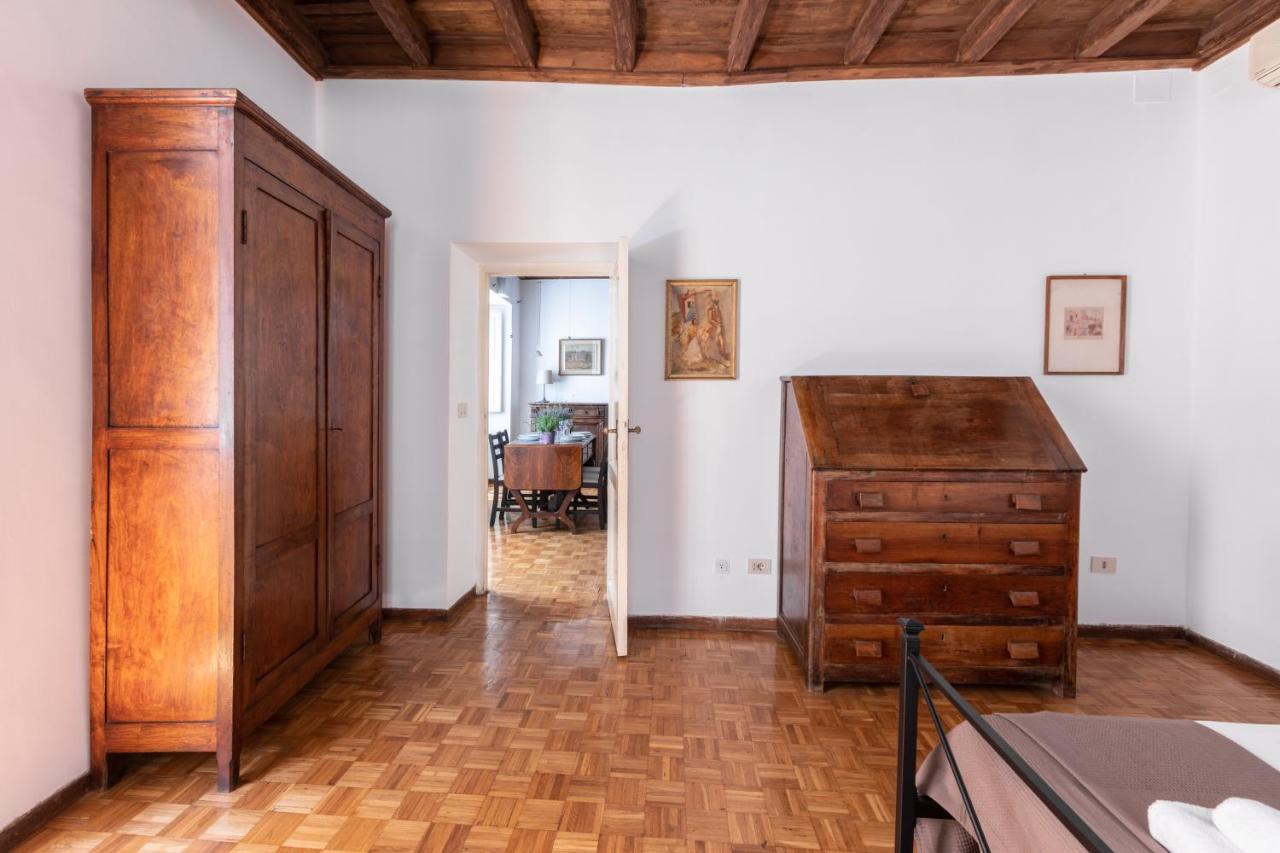 Spectacularly Bright, By Piazza Navona And The Pantheon - A/C, Wifi, Elevator Apartment Rome Exterior photo